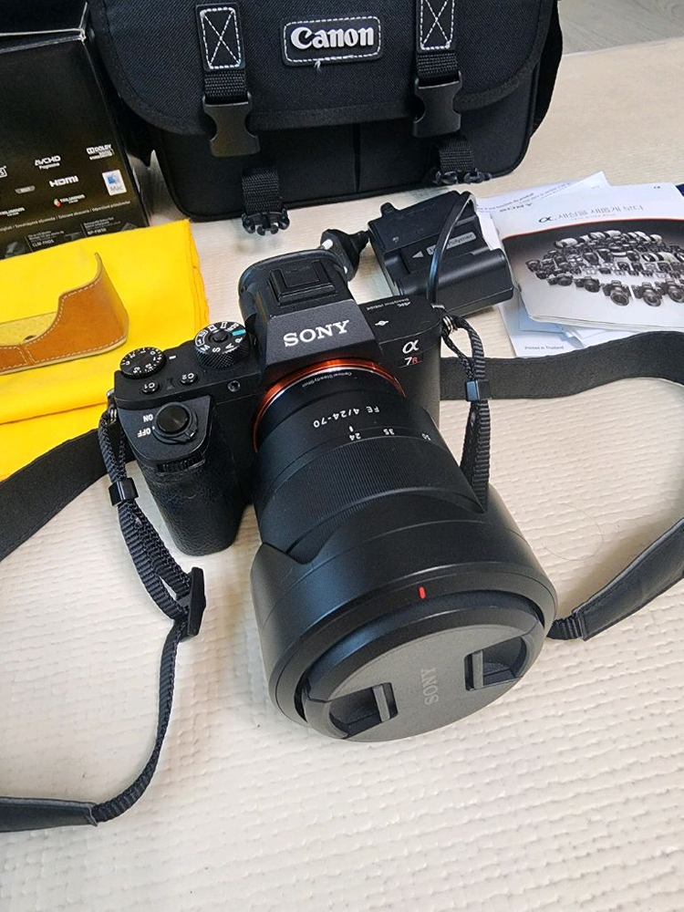 소니 A7R2카메라 + Zeiss FE 24-70mm F4렌즈,삼각대 이미지