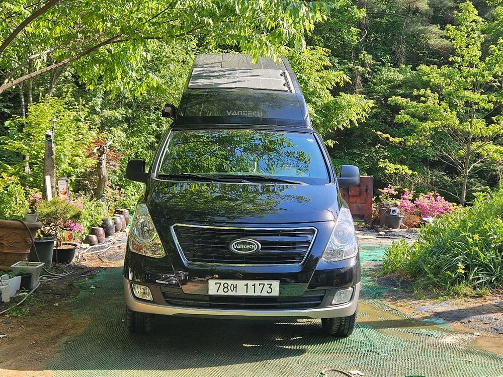 차서울보관 조정)그랜드스타렉스캠핑카 벤텍 라쿤팝S 17년식 180,000KM 4WD 프리미엄 이미지