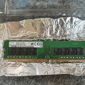 삼성 DDR4 32GB 3200 메모리 팝니다. 이미지