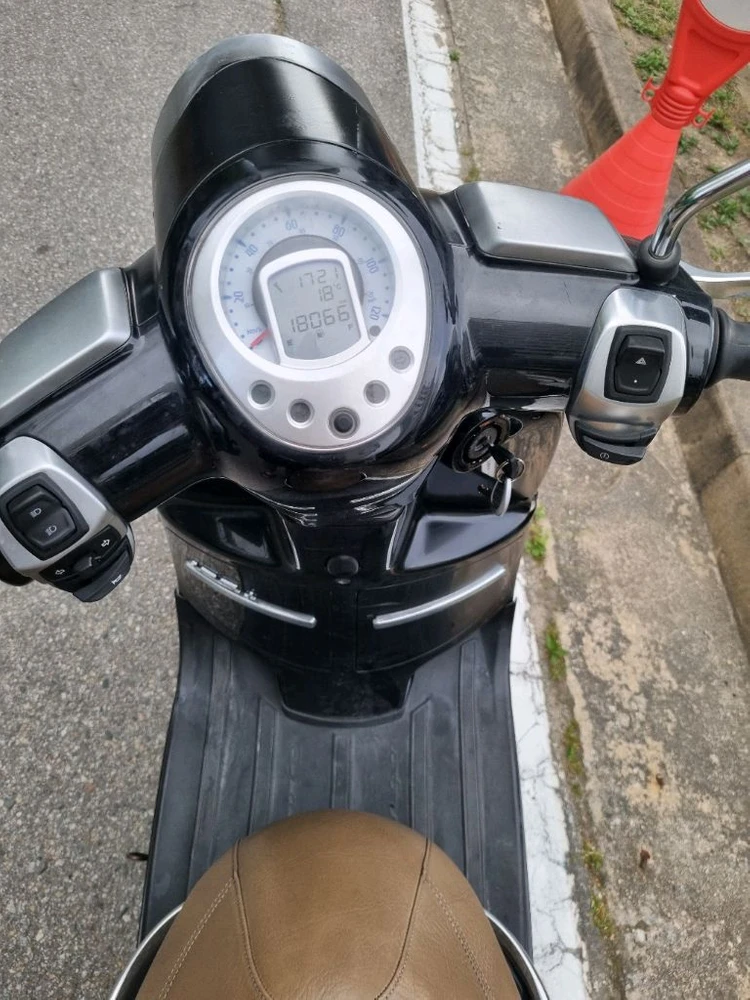 푸조 장고 125cc 이미지
