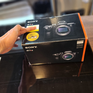 소니 A7R III 미러리스 카메라 바디