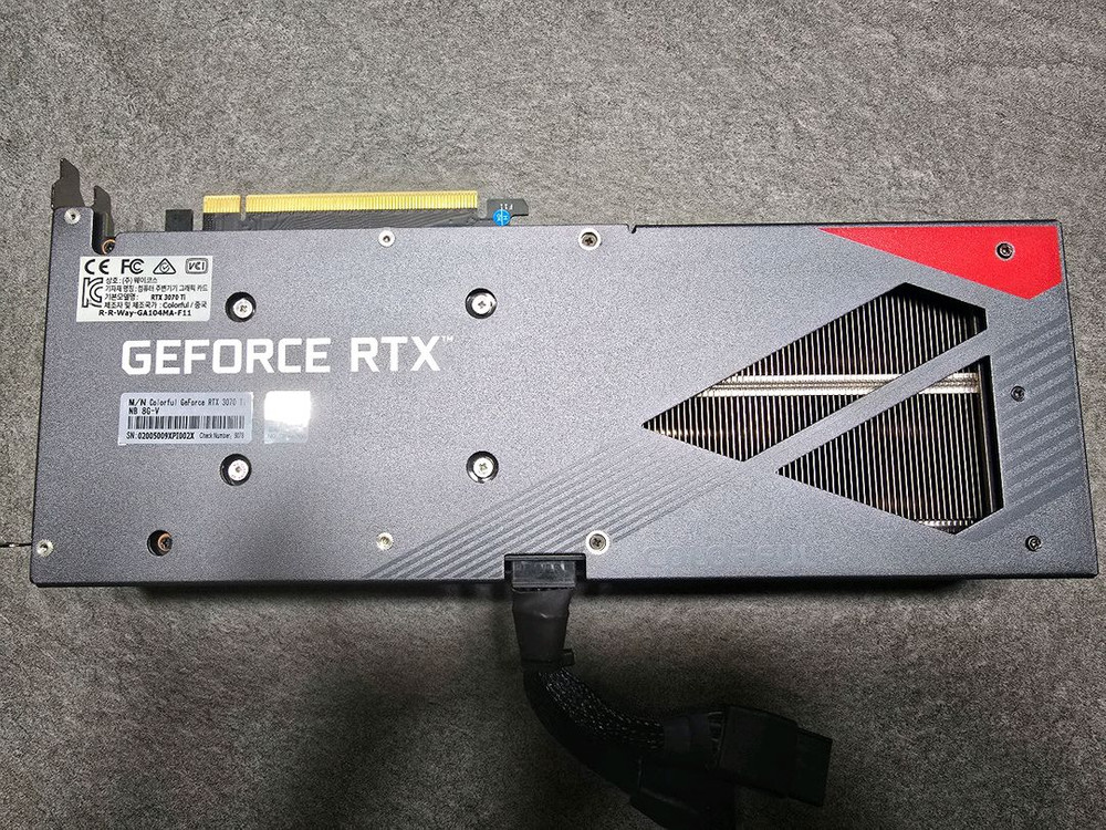 컬러풀 RTX3070 Ti 게이밍 그래픽카드 팝니다. 이미지