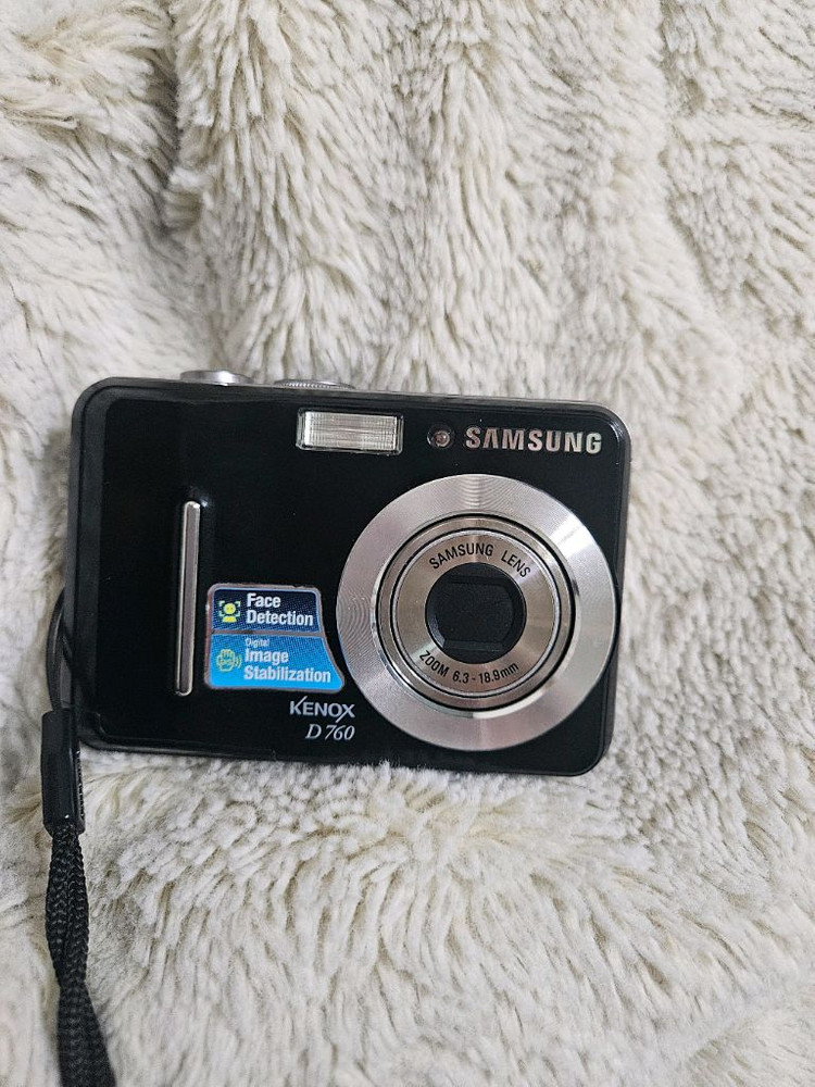 삼성 케녹스 d760 레트로 디카 디지털 카메라 이미지