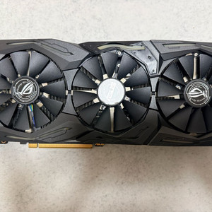 ASUS STRIX 1080 TI 그래픽카드 이미지