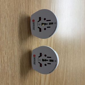 Skross 110볼트 멀티어댑터 콘센트 변환 직구용 돼지코 미사용 x2 이미지