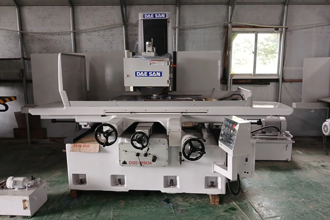 대산기계(주) DGS-1260A 3축 전자동 정밀 평면연삭기 자동연삭기 자동연마기 평면연마기 이미지