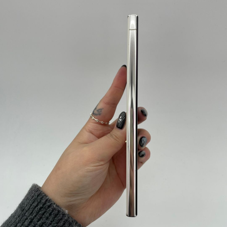 갤럭시S23울트라 크림 256GB 04101 울산중고폰 이미지