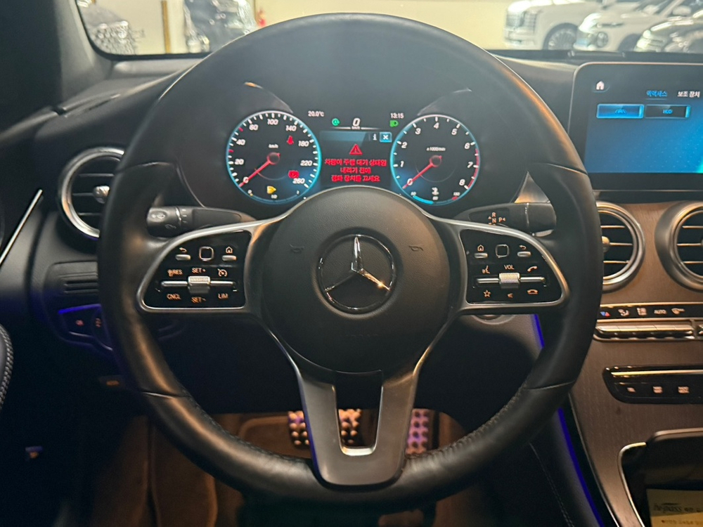 GLC-클래스 X253 GLC300 4MATIC 쿠페 중고차 20년07월 33191km 완전무사고 짧은키로수 이미지