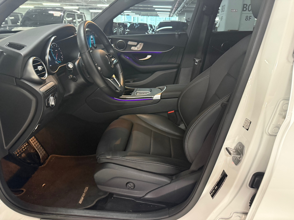 GLC-클래스 X253 GLC300 4MATIC 쿠페 중고차 20년07월 33191km 완전무사고 짧은키로수 이미지