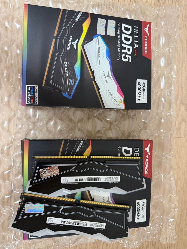 64GB 팀그룹 DDR5-6000 CL38 Delta RGB / 32GB(16Gx2) 미개봉1개, 개봉1개 이미지