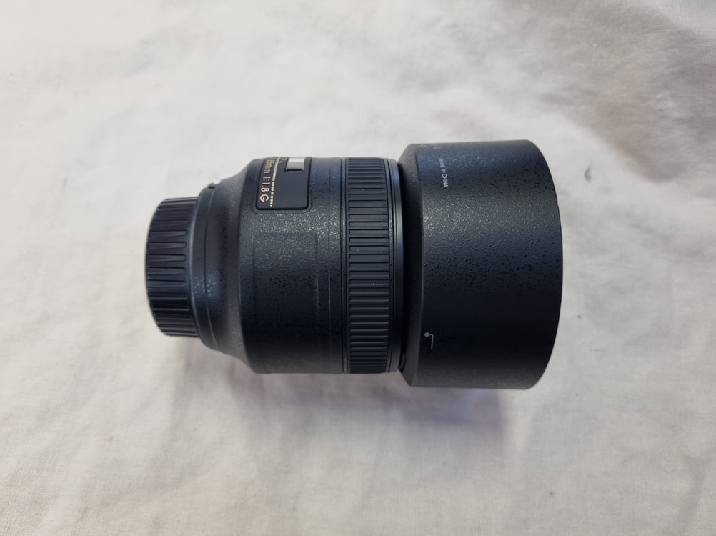 니콘 85.8G 판매합니다 이미지