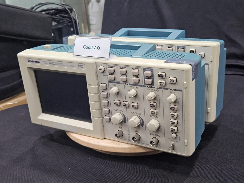 Tektronix TDS-1002 오실로스코프 중고 이미지