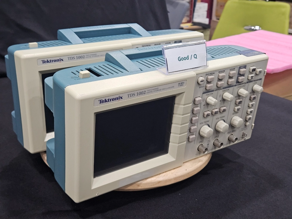 Tektronix TDS-1002 오실로스코프 중고 이미지