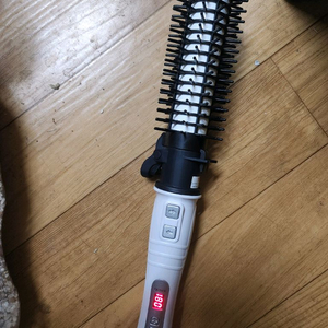 퀸즈 태양 IN 오토롤링 브러쉬 고데기 판매합니다 이미지