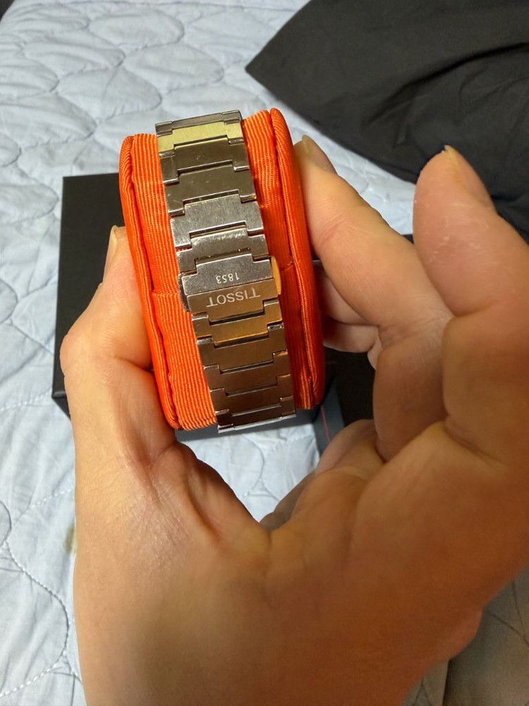 티쏘 PRX 40mm 로즈골드 쿼츠 시계 이미지