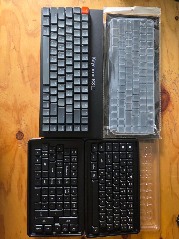 키크론 K3 RGB 블루투스 기계식 핫스왑 무선 키보드(K3D2)+키캡(PBT06) 일괄판매합니다. 이미지