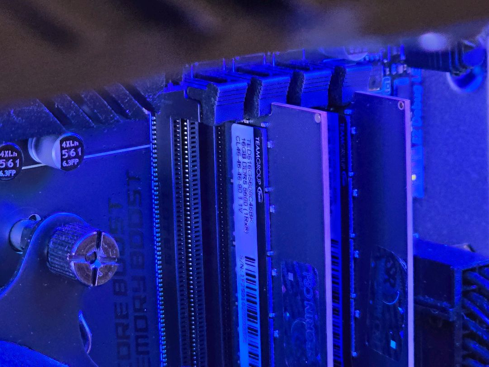 9700X/ RTX4070super/DDR5 32GB/ P41 1TB 고사양 본체 팝니다. 이미지