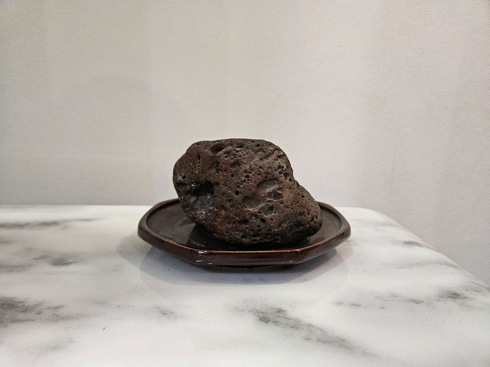 수석 (받침대 포함) 이미지