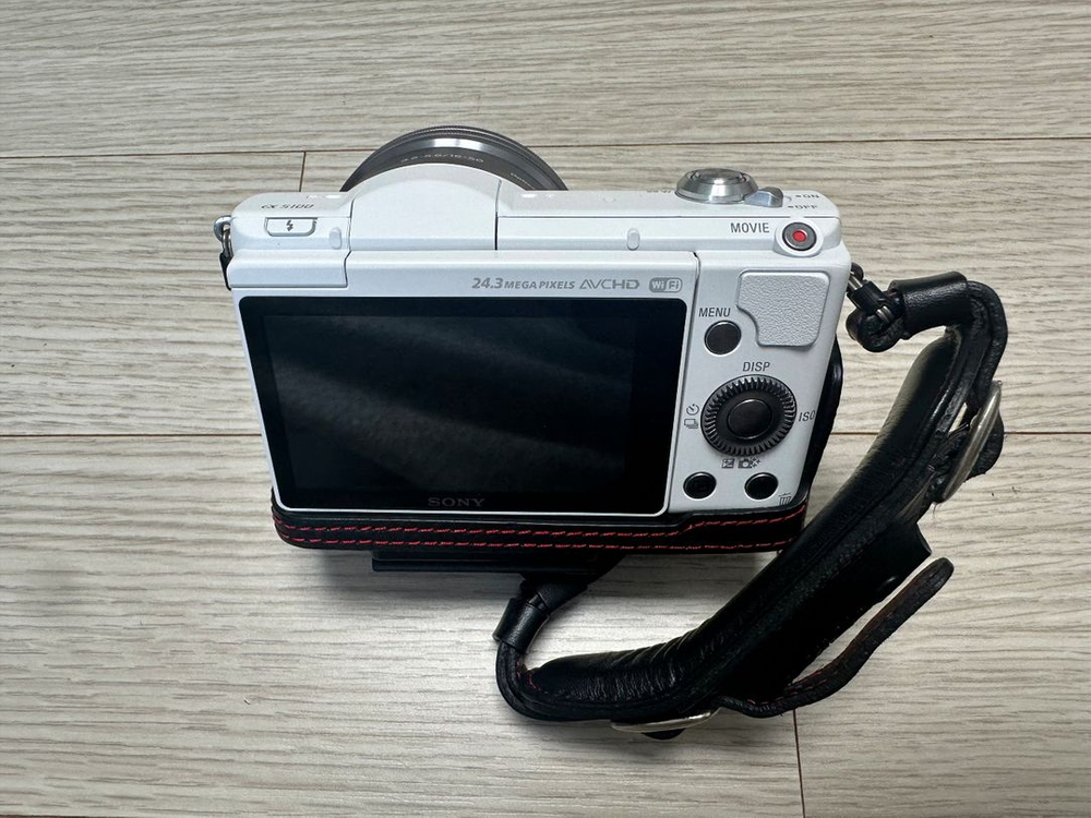 소니 정품 A5100 화이트 16-50mm 번들킷 핀매합니다 이미지