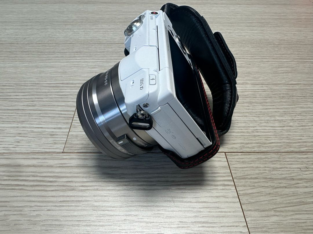 소니 정품 A5100 화이트 16-50mm 번들킷 핀매합니다 이미지