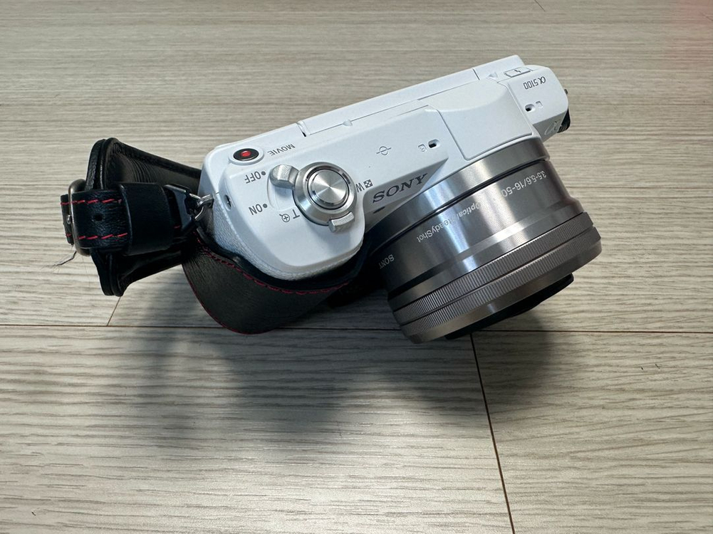 소니 정품 A5100 화이트 16-50mm 번들킷 핀매합니다 이미지
