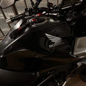 Honda cb125r 2019 신차급 이미지