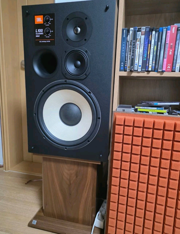 JBL L100 오렌지카바 이미지