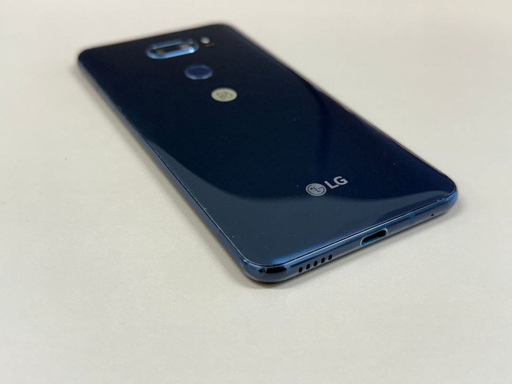 (6만원)LG V30 블랙 64G 무잔상 A급 단말기 검수완료 미파손폰 이미지