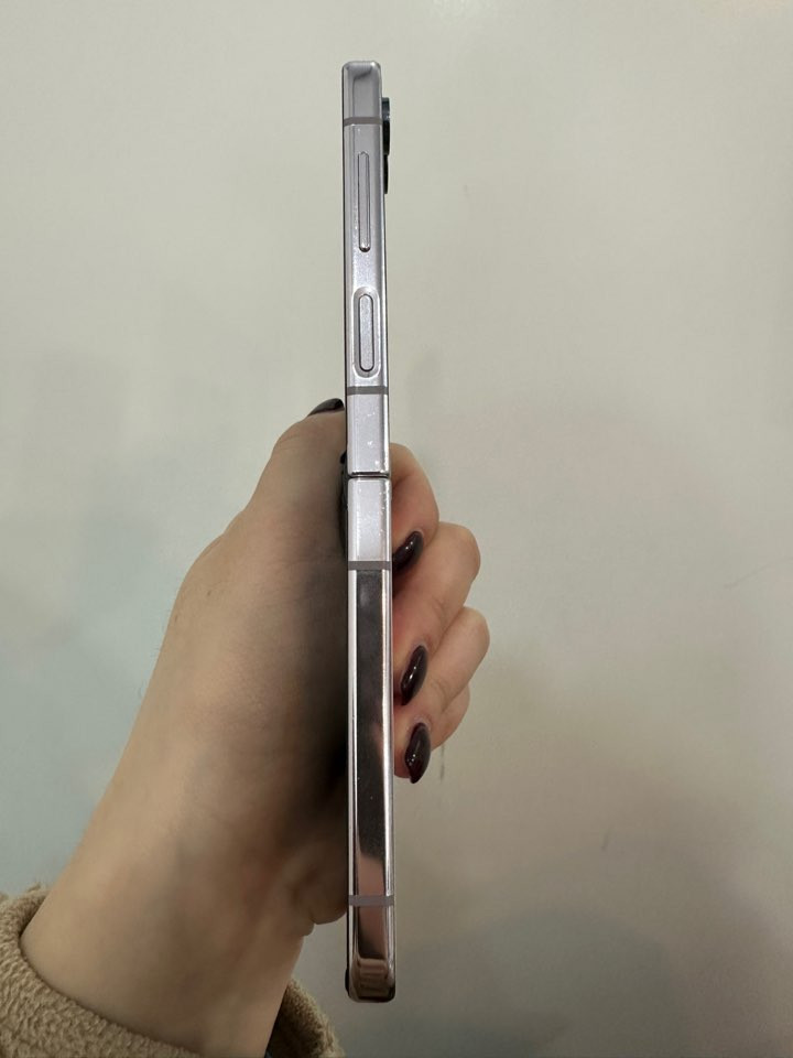 보증O)갤럭시Z플립5 256GB 라벤더 이미지