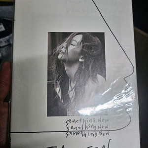 태연 썸띵뉴 앨범 이미지