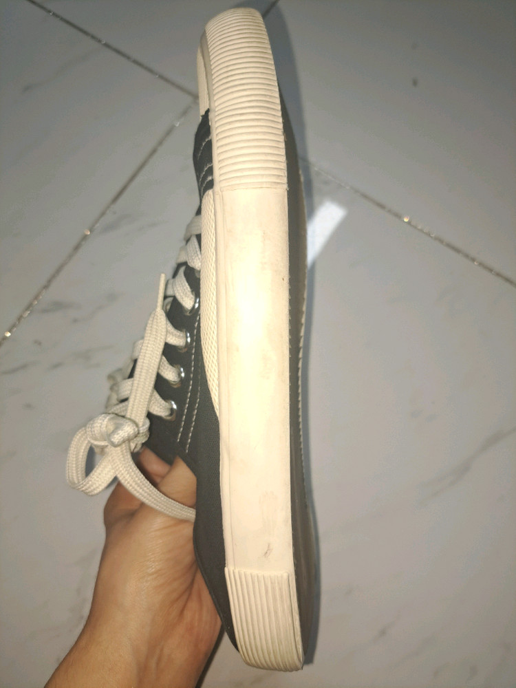 자라(ZARA) 블로퍼 뮬 운동화 이미지