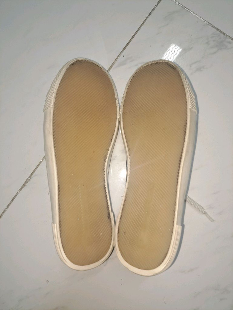 자라(ZARA) 블로퍼 뮬 운동화 이미지