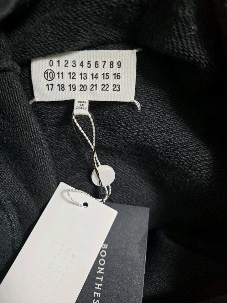 메종 마르지엘라 후디 이미지