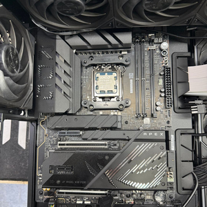 asus x870e apex 판매합니다 보증 28년 5월20일 이미지
