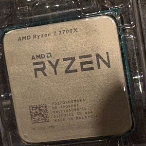 AMD 라이젠7 2700X CPU 이미지