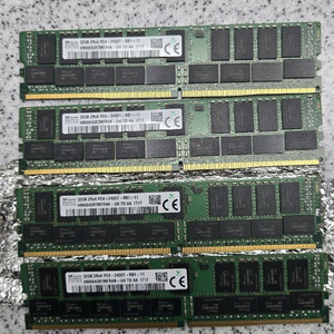 서버용 메모리 DDR4 32GB 2400MHz 4EA 이미지