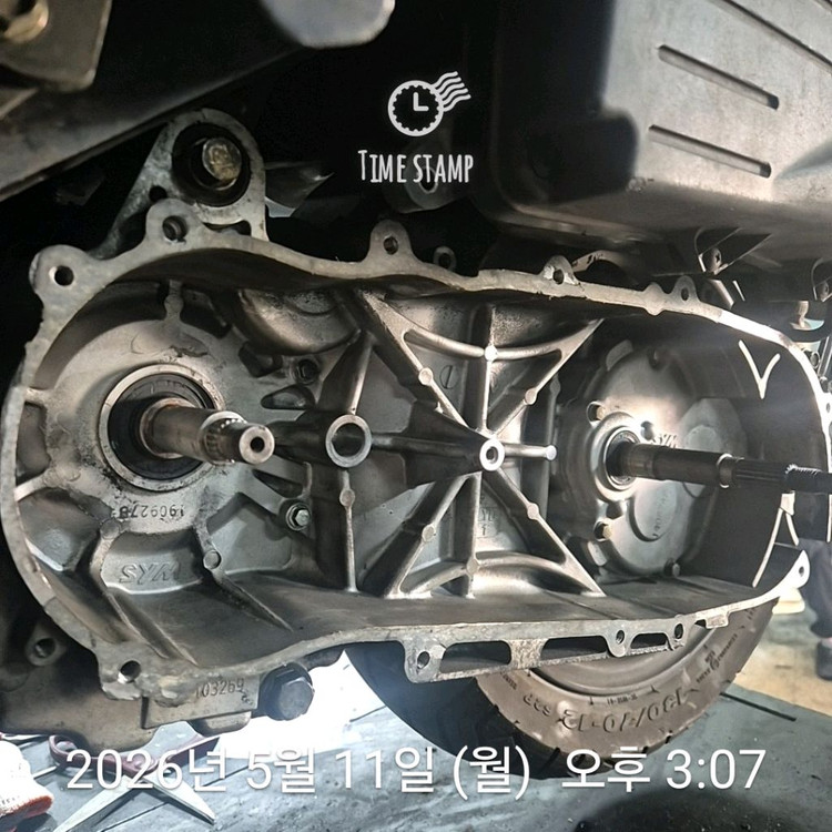 보이져125 20년식 구동계 소모품 타이어 경정비완. 이미지