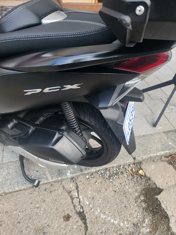 pcx 125 이미지