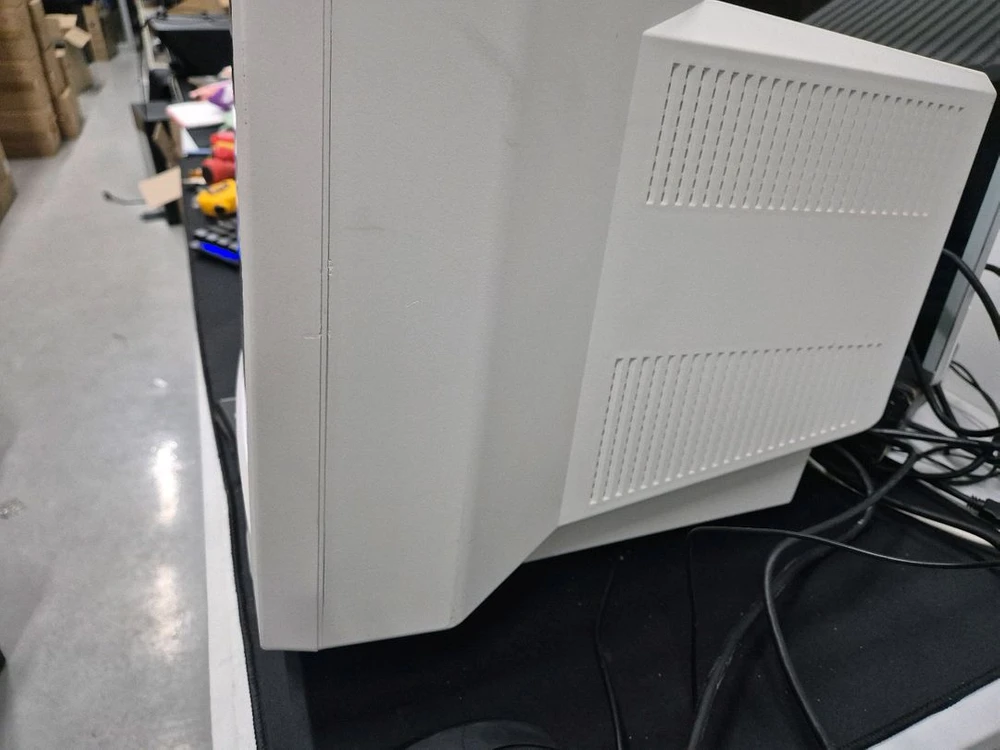 VRTX7-W3 일본 CRT 모니터 17인치 이미지