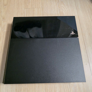 플스4 PS4 플레이스테이션4 게임 콘솔 게임기 이미지