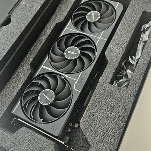RTX 5060 Ti 16gb 이미지