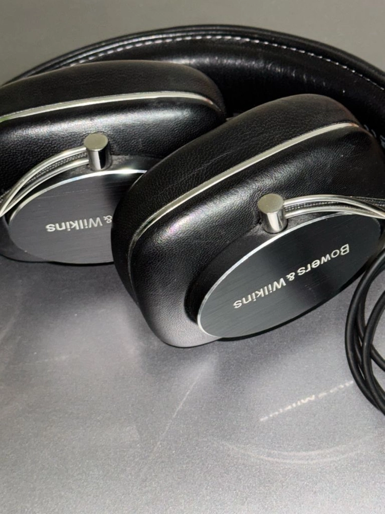 B&W P7 유선 헤드폰 Bowers & Wilkins 바워스앤윌킨스 박스구상 이미지