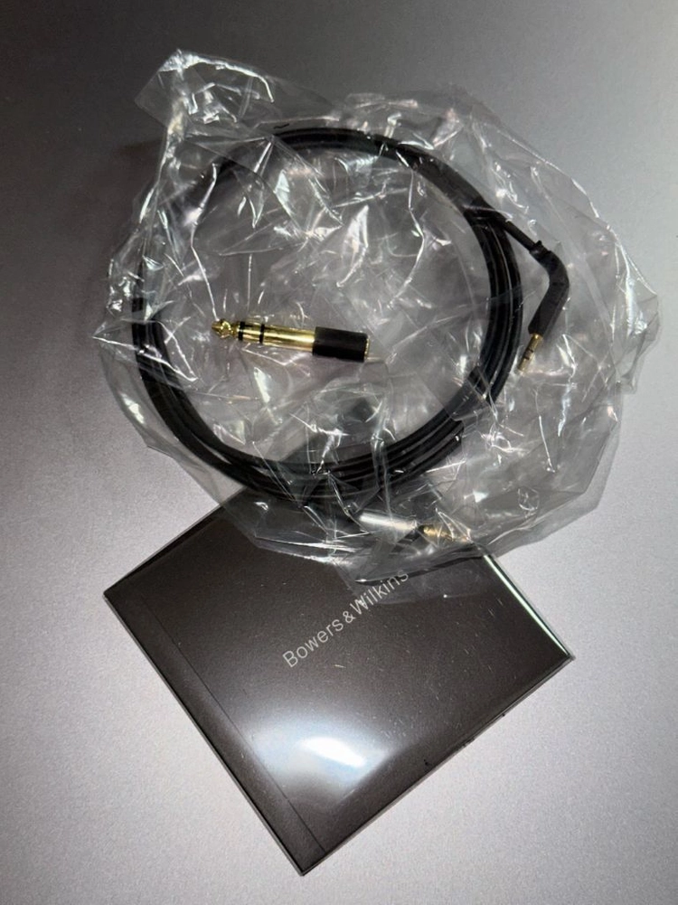B&W P7 유선 헤드폰 Bowers & Wilkins 바워스앤윌킨스 박스구상 이미지
