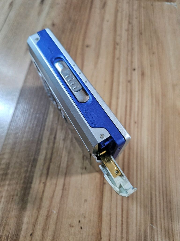 엘지 워크맨 AHA-R580 팝니다 이미지