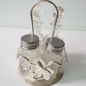 서양엔틱~빈티지한 매력이 돋보이는 실버 플레이트(은도금) 커트 크리스털 양념통 세트(Cruet Set)7pc 이미지