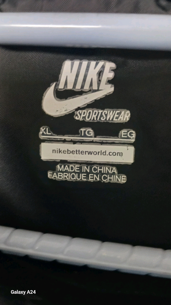 나이키 윈드러너 러닝 후드 윈드스토퍼 바람막이 재킷 사이드 지퍼 포켓 블루(XL)나이키(Nike)의 클래식 윈드러너 이미지