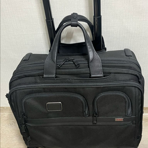 투미 알파 디럭스 4휠 비즈니스 캐리어 이미지