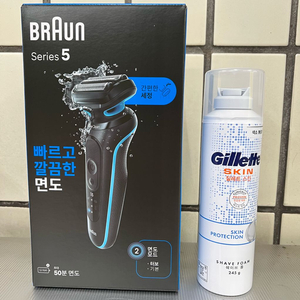 브라운 면도기 시리즈5 52-M1000s + 질레트 스킨 쉐이브 폼(245g) 이미지