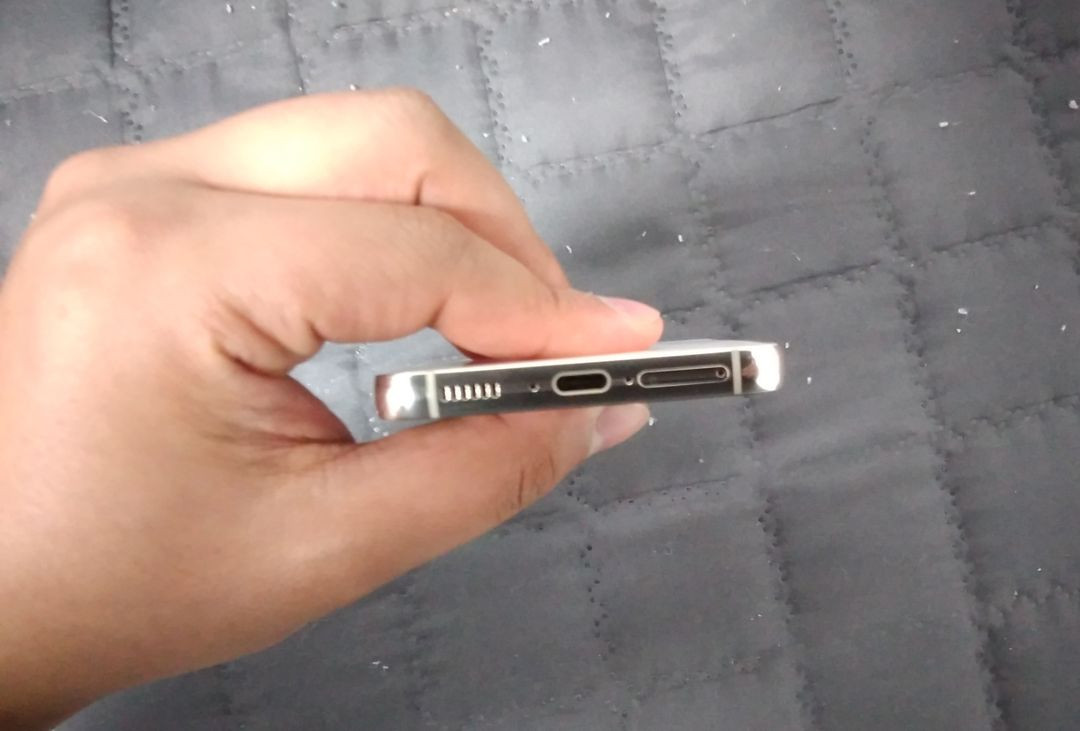 갤럭시 s23 256gb 크림 판매합니다!! 이미지