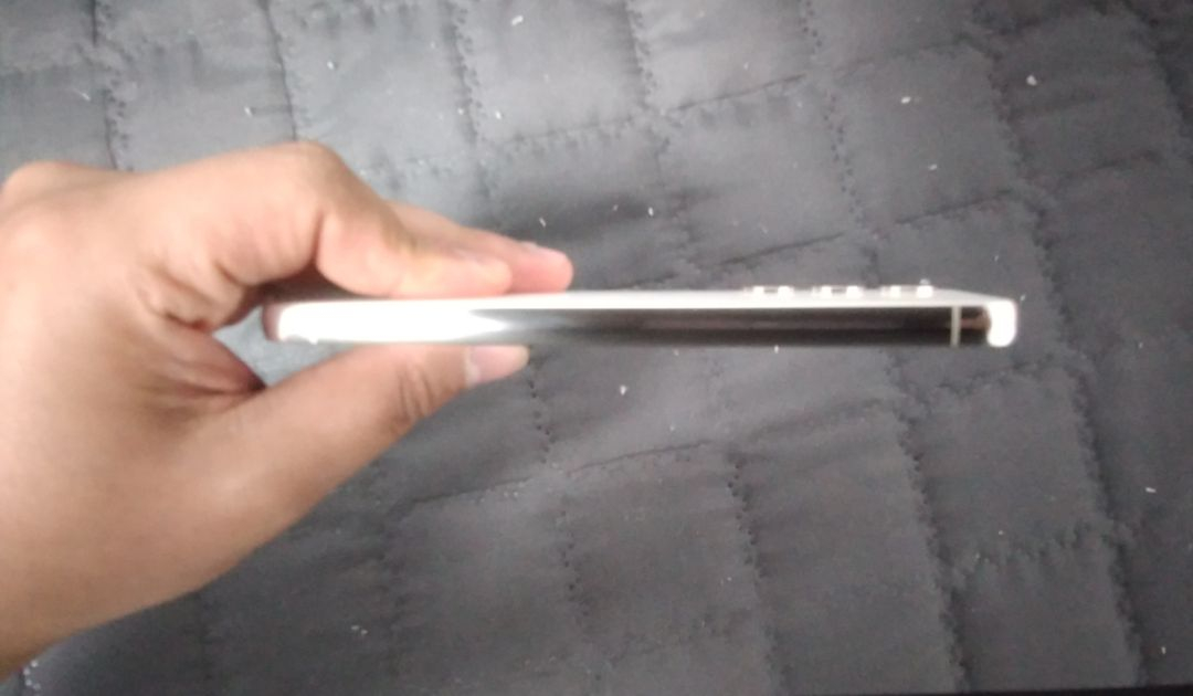 갤럭시 s23 256gb 크림 판매합니다!! 이미지